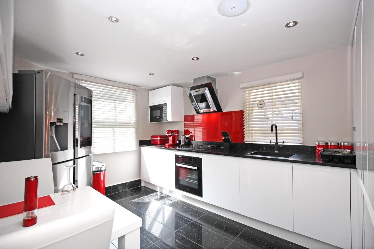 Modern Bedroom In London !! Kültér fotó